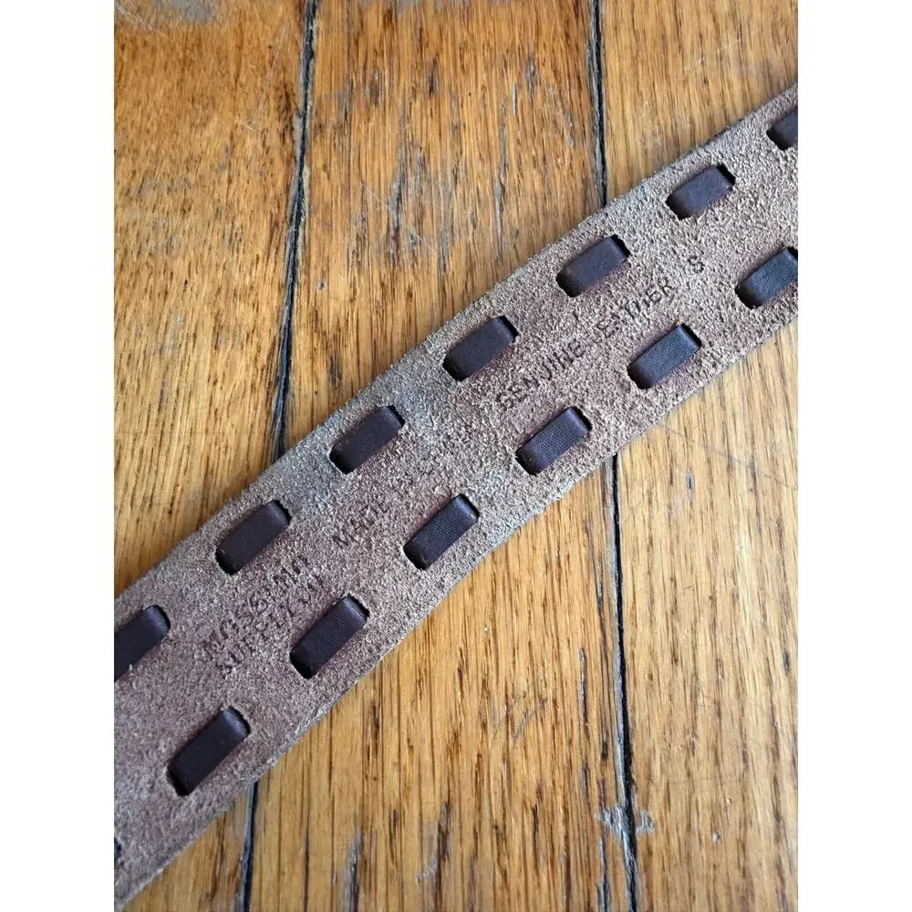 MOSSIMO SUPPLY Co. Distressed Brown Leather Belt w/Whipstitch Accent Womens sz S